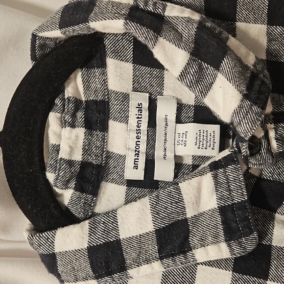 Lot of men's flannels - Picture 7 of 8